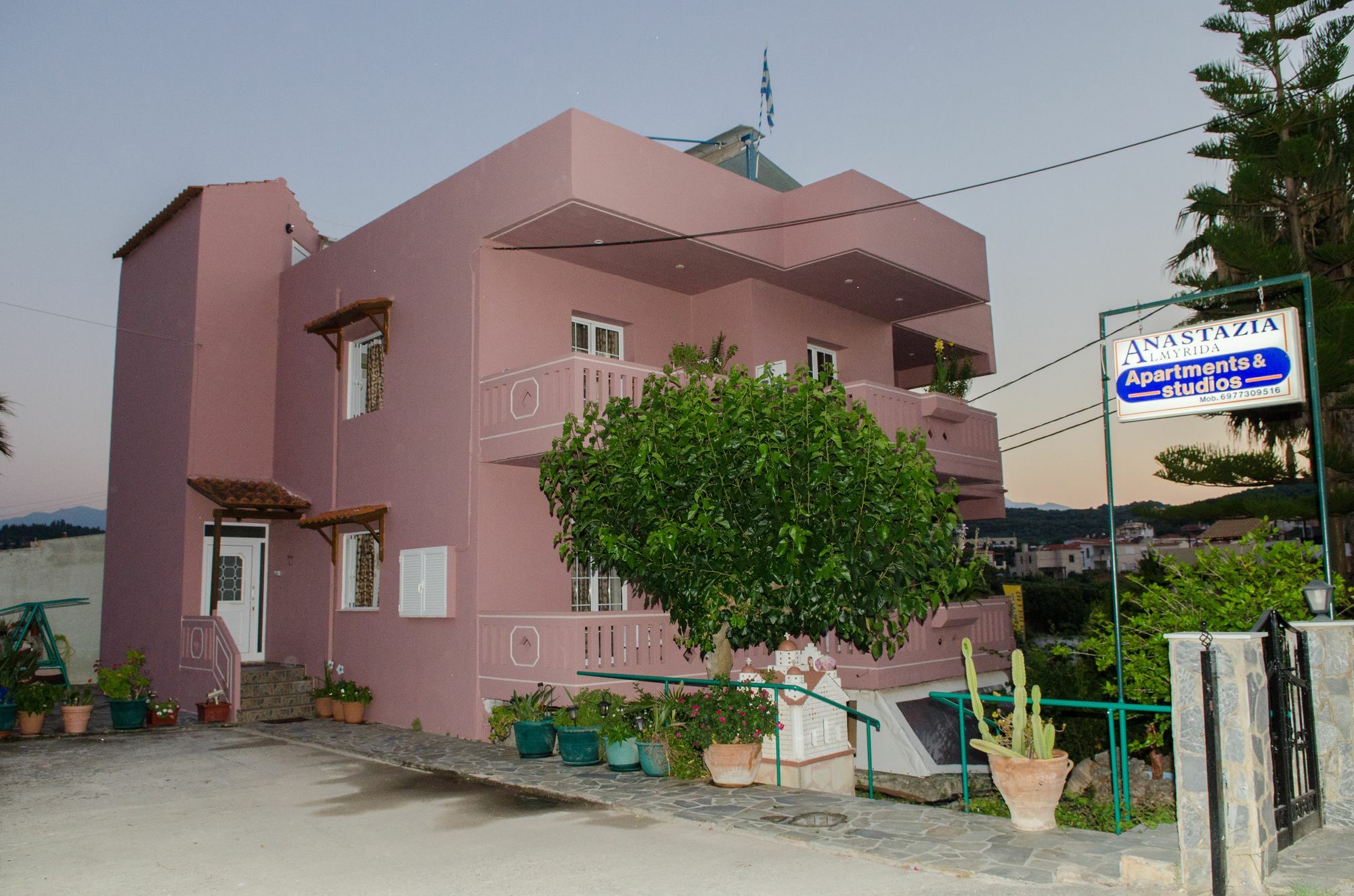 Yannis Pothoulakis Apartments Алмирида Экстерьер фото