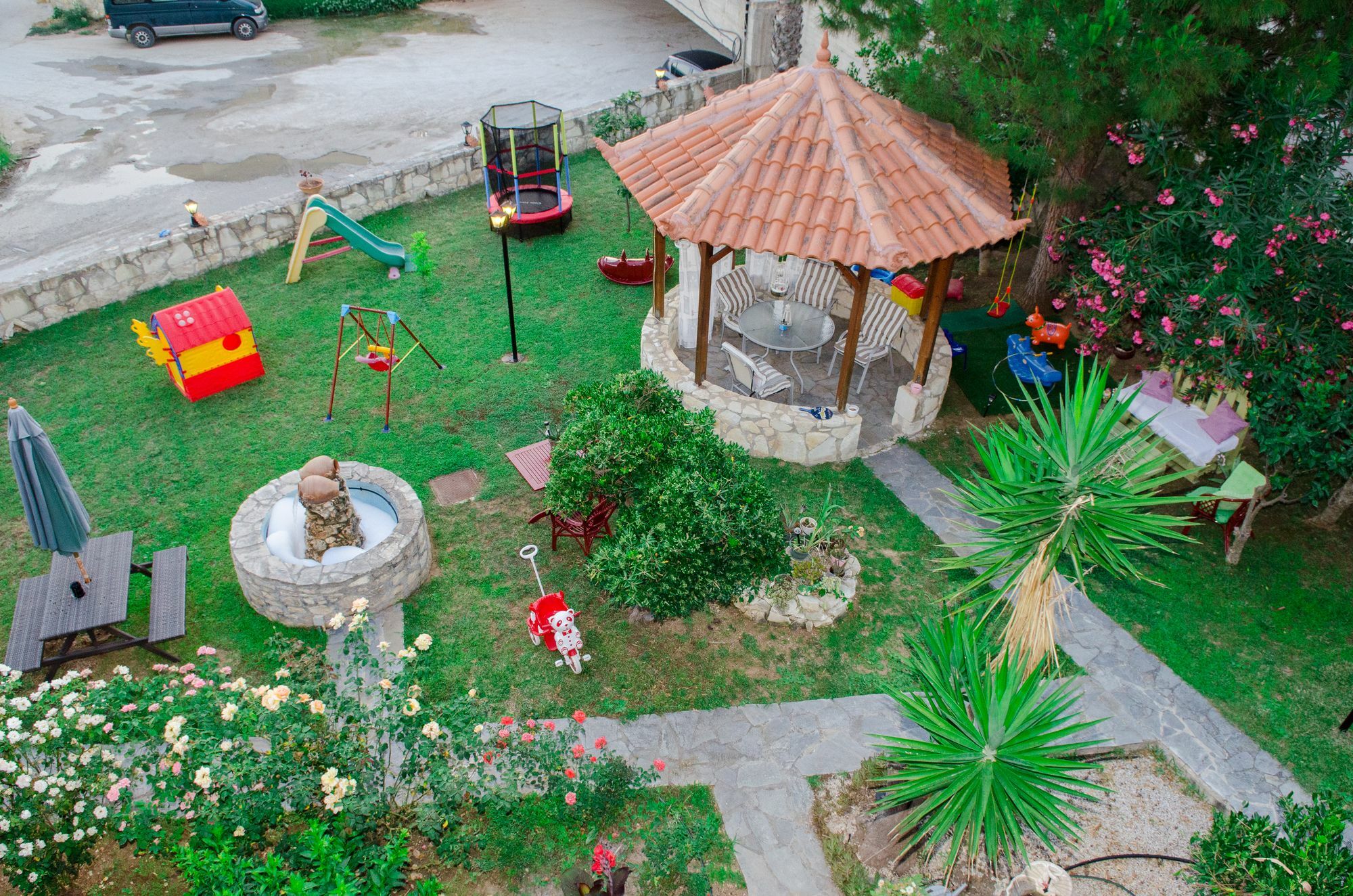 Yannis Pothoulakis Apartments Алмирида Экстерьер фото